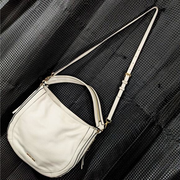 MICHAEL KORS! WHITE GENUINE PEBBLED LEATHER PURSE, HANDBAG, CROSSBODY, BAG! - Picture 1 of 11